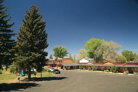  Black Canyon Motel
