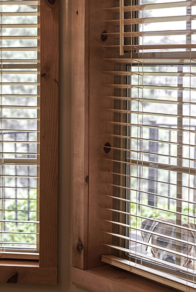 TIMBER & FAUX  WOOD BLINDS 