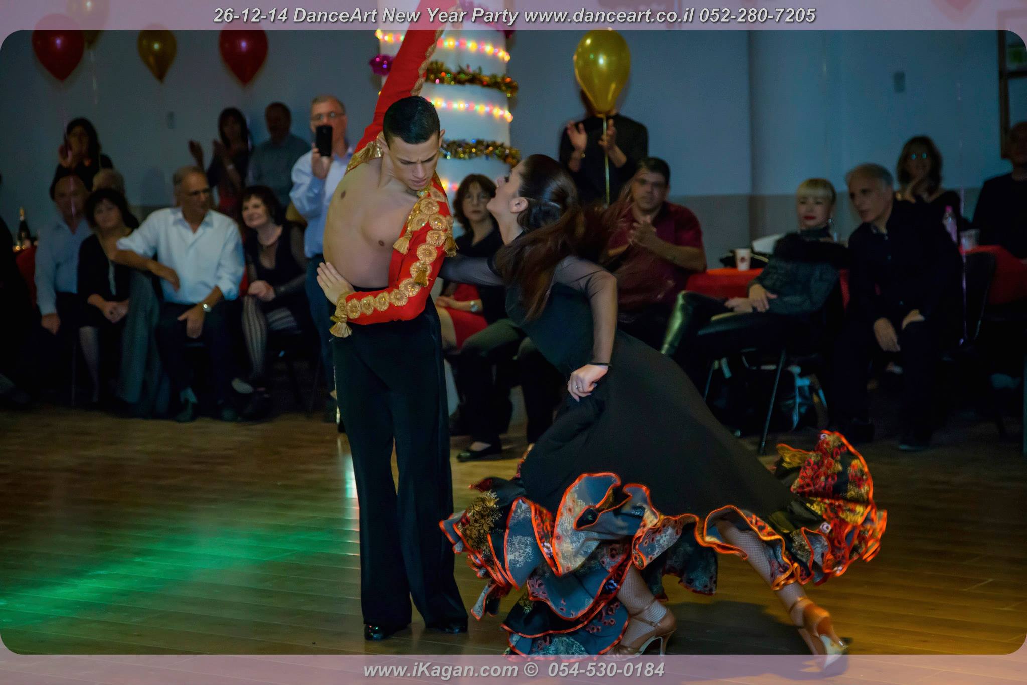 ריקודים סלוניים ולטיניים - מסיבות ונשפים - DANCEART
