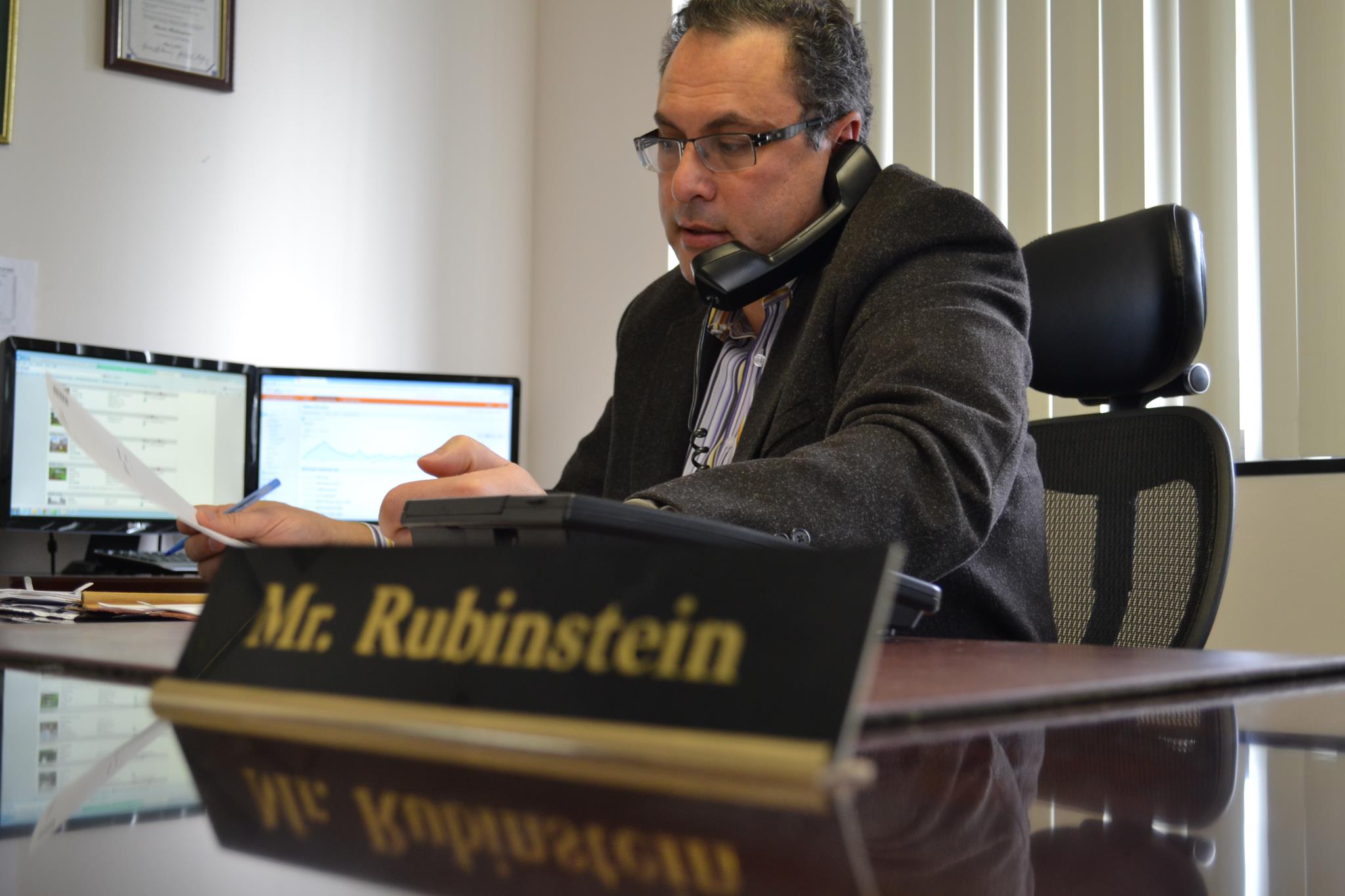 ¿Quién es el abogado Rubinstein?
