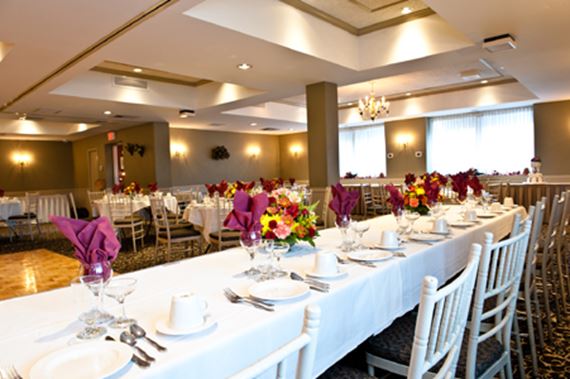 Put your wedding colors on display in our banquet room