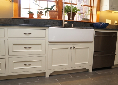 Taylor Made Cabinets Design Ideas, Images Of Kitchen Cabinets With Feet