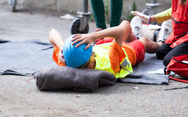 Un trabajador de construcción lesionado en un accidente